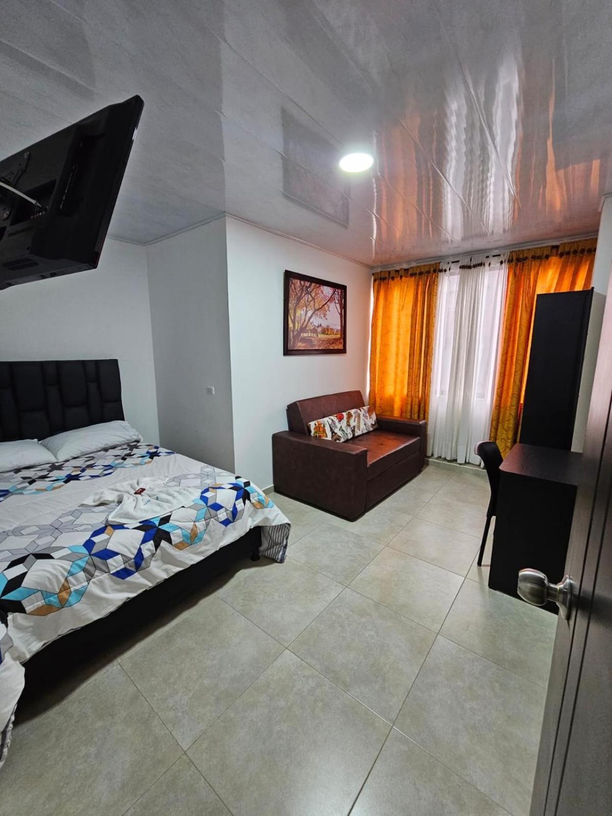 Hotel Big Ben Malaga Santander Ngoại thất bức ảnh