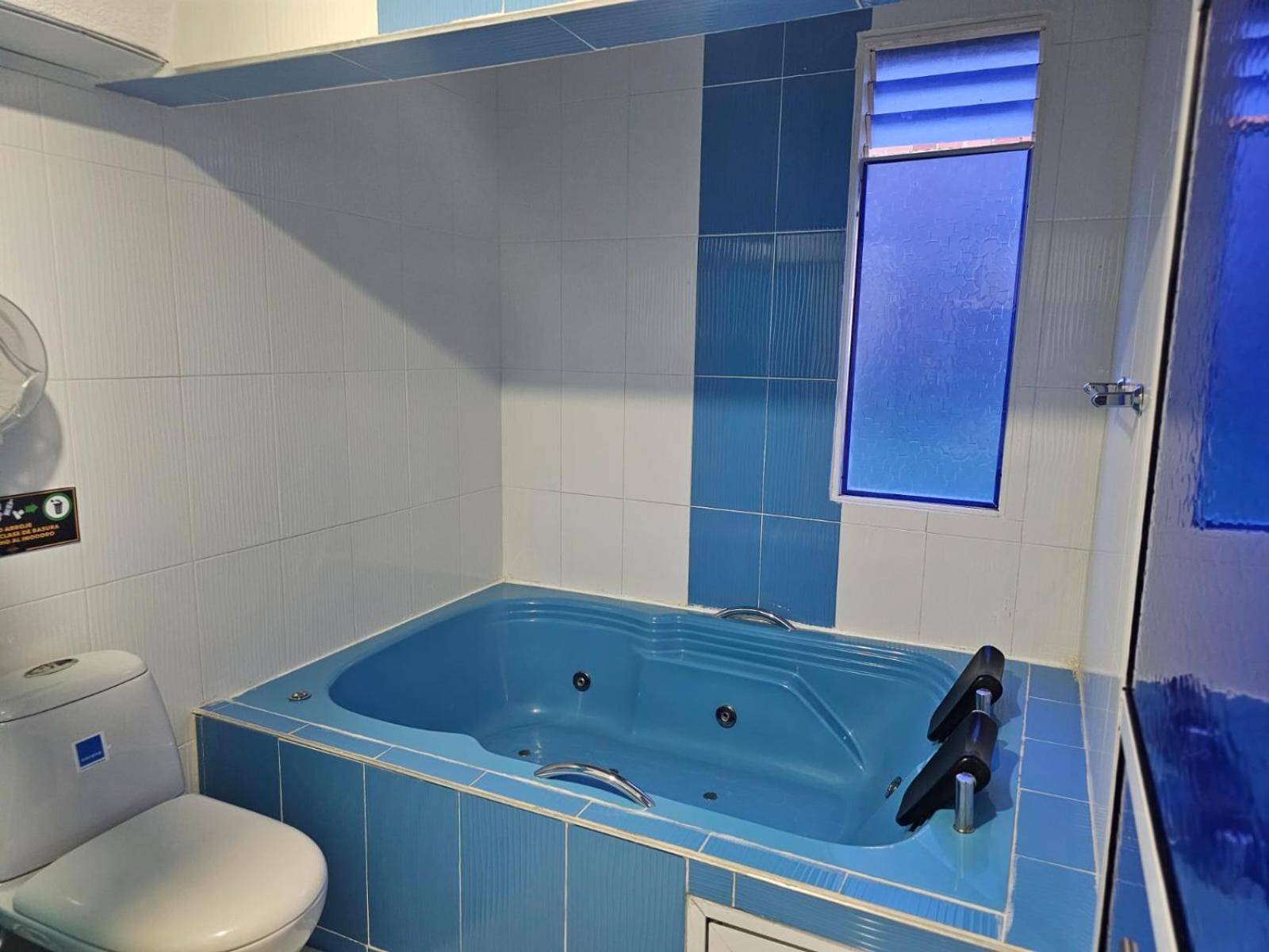Hotel Big Ben Malaga Santander Ngoại thất bức ảnh