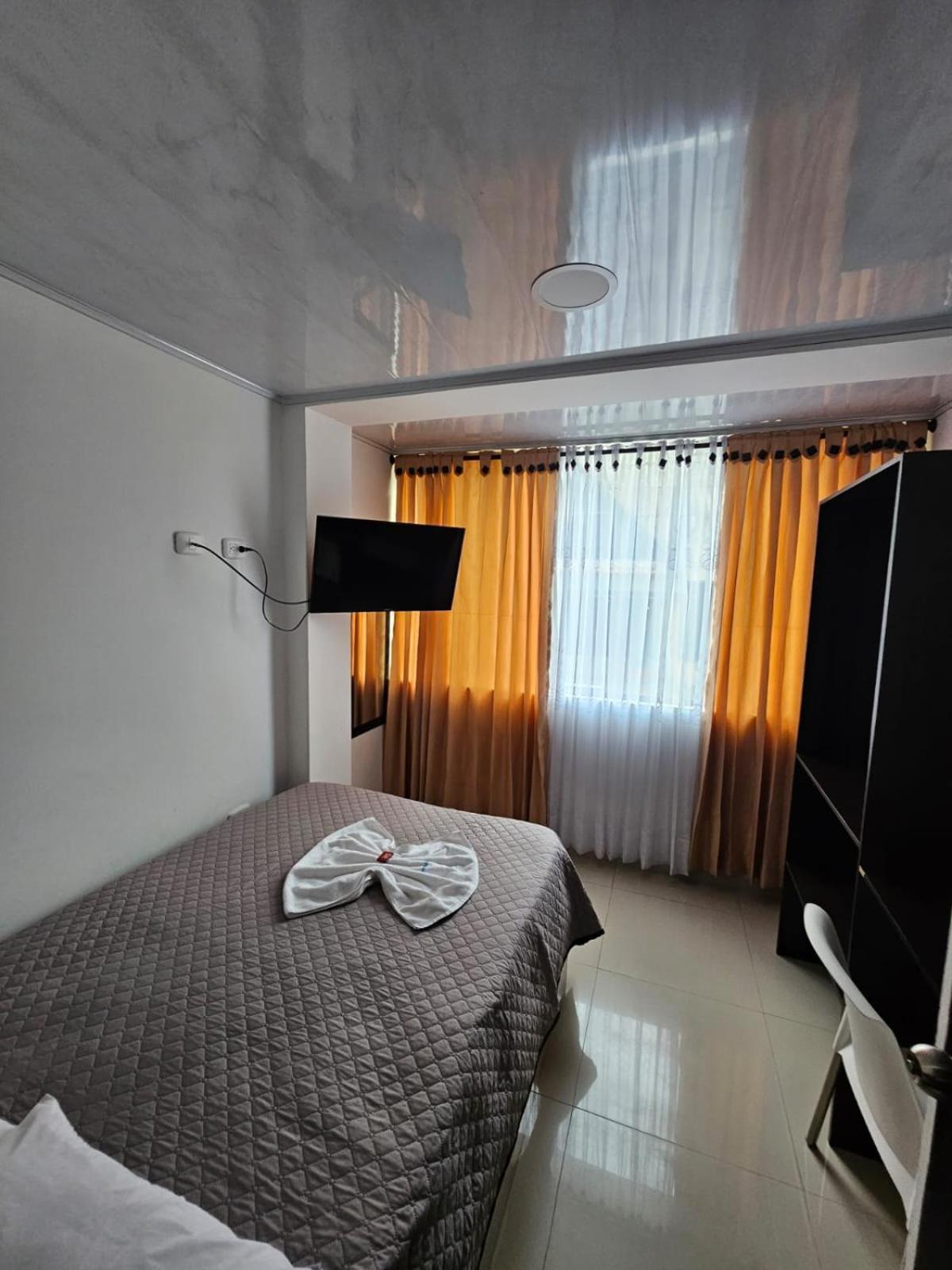Hotel Big Ben Malaga Santander Ngoại thất bức ảnh