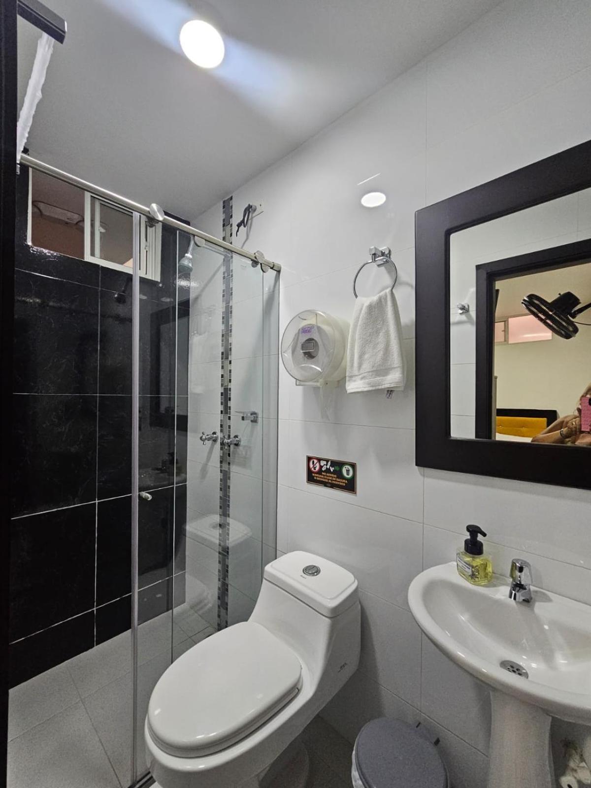 Hotel Big Ben Malaga Santander Ngoại thất bức ảnh