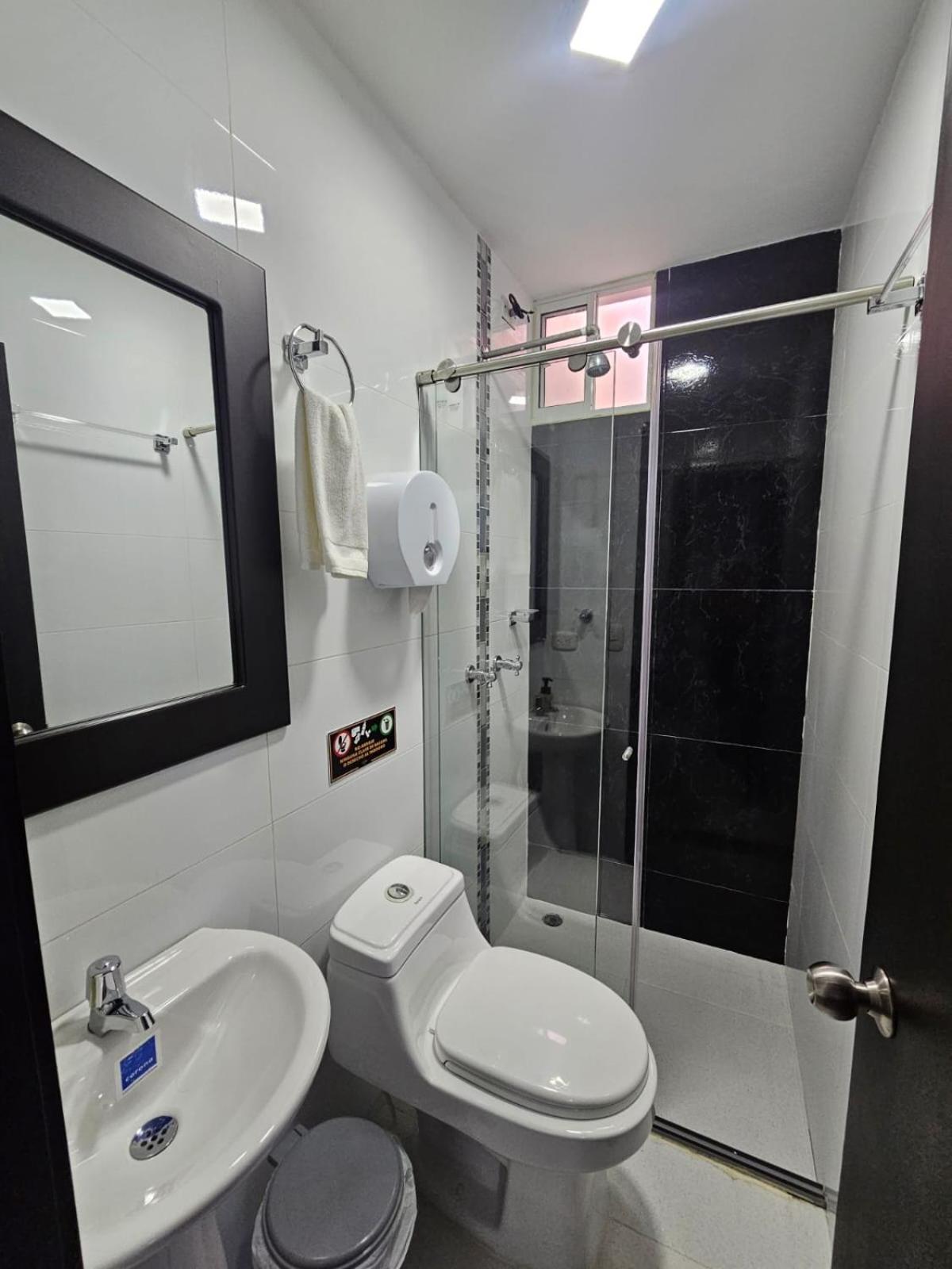 Hotel Big Ben Malaga Santander Ngoại thất bức ảnh